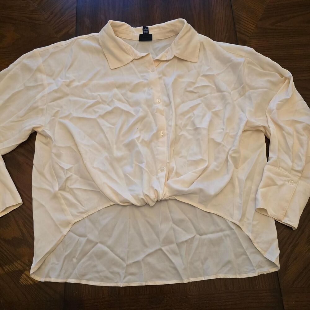 Scoop Women's White and Cream Blouse